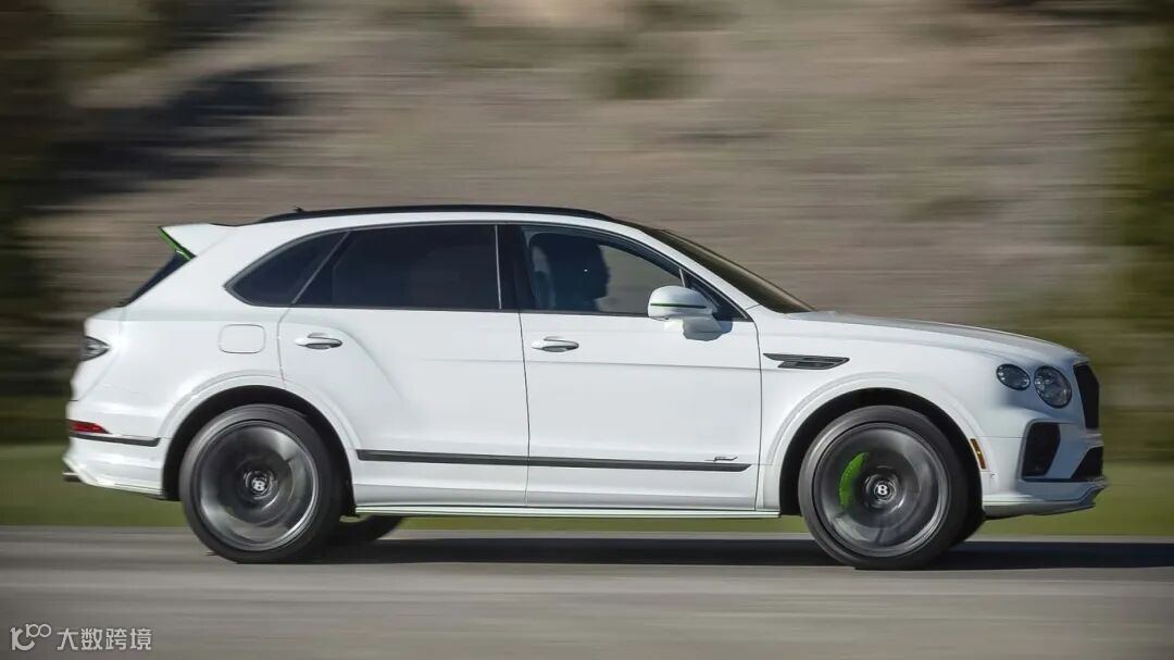 bentley-bentayga-speed-2025 (1).jpg