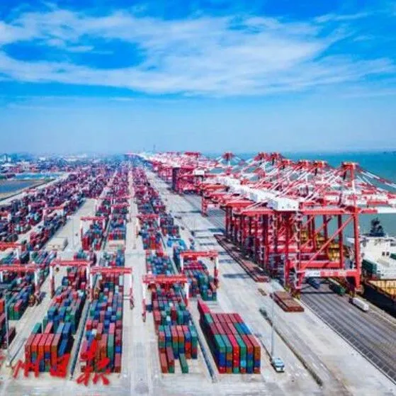 1-11月广州港外贸吞吐量实现双位数增长