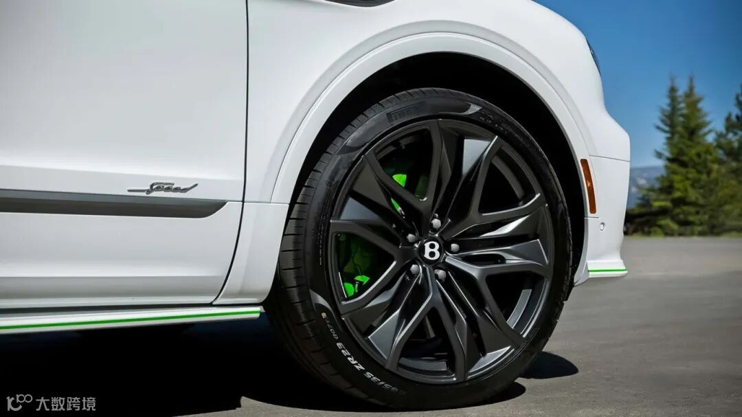 bentley-bentayga-speed-2025 (13).jpg