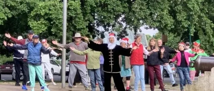 社区群众请愿！澳洲特批PR！这个华人太极老师有什么魅力？