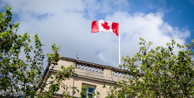 枫叶卡过期了要怎样进入加拿大