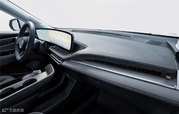 不输新势力！全新别克E5内饰官宣：标配30英寸曲面大屏