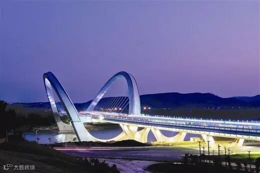 南宁大桥 by 龙飞荣.jpg