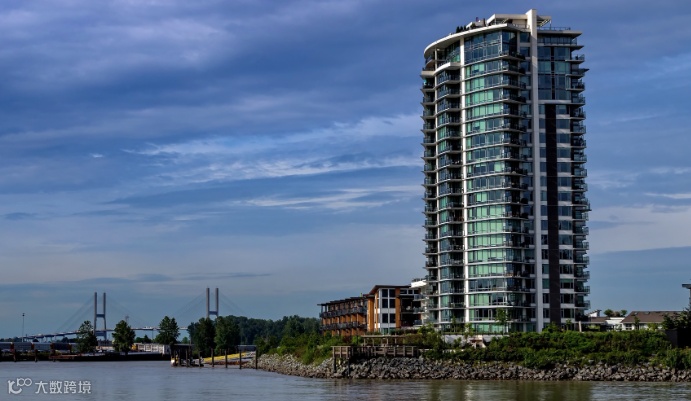 加拿大家庭移居