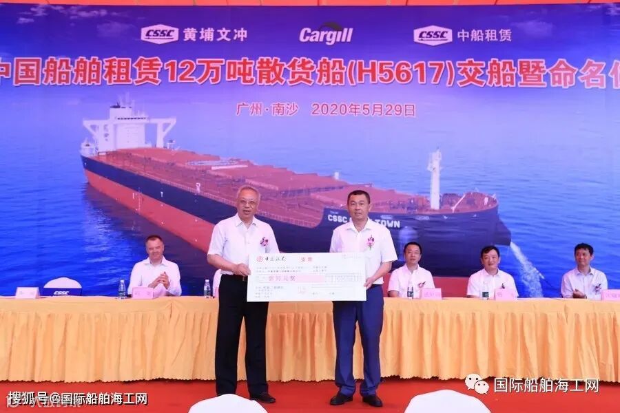 点击进入看图评论