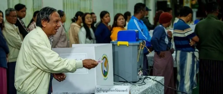 缅甸时隔五年再迎大选，投票率低