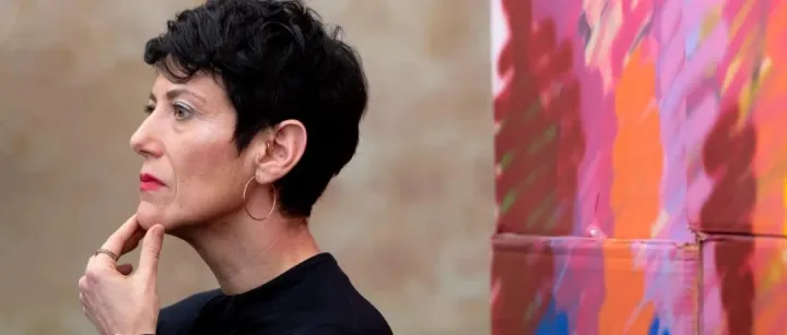 华人在西班牙躺着也有钱拿了！政府每个月发1500欧元