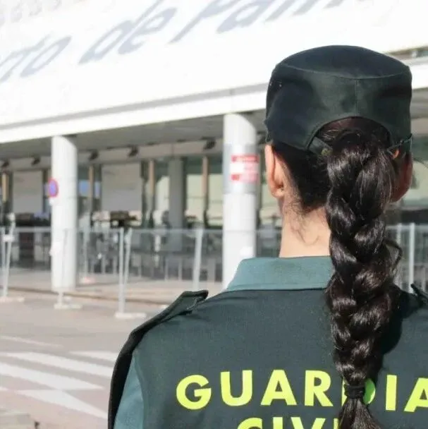 男子捡到装有3500欧元现金的钱包后私吞，被警方逮捕