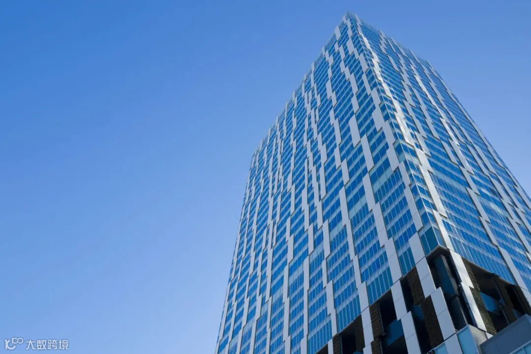 涩谷站南侧亮丽地标景点，代表涩谷风格的大型复合商业设施