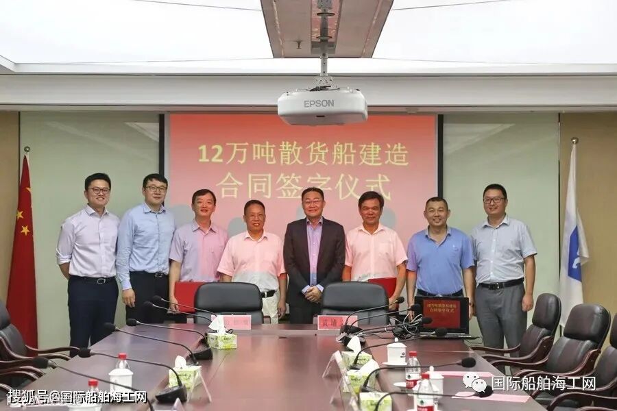 点击进入看图评论