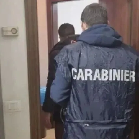 警惕新型短信诈骗！已经有人中招被骗9.6万欧元！骗子都是“巴铁”？