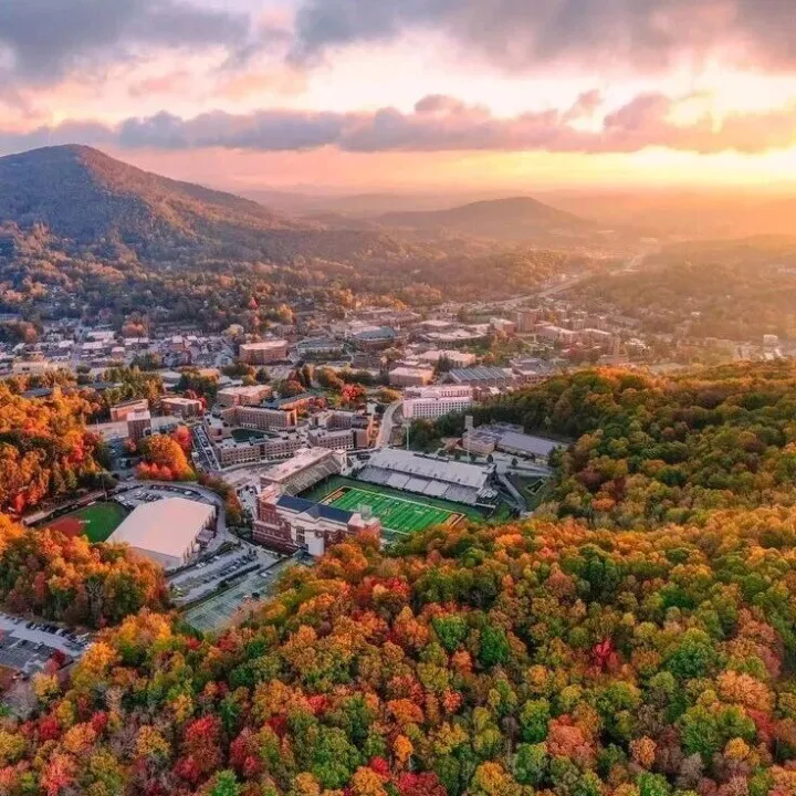 项目更新：北卡APP学生公寓开工进展