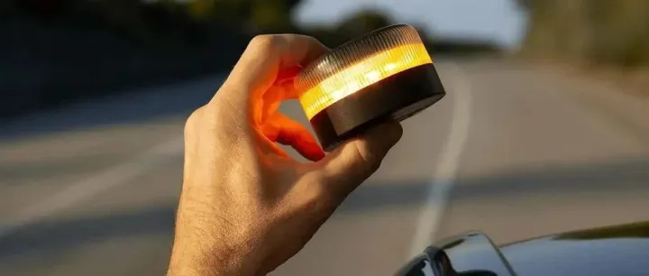 62万欧现金被没收，华人从事这暴利行业的路被堵了