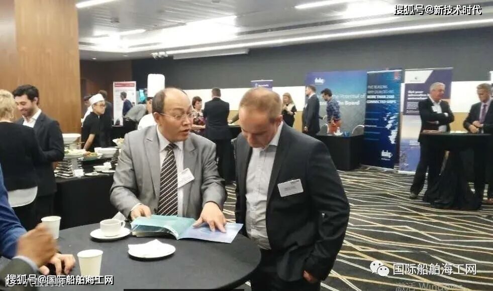 点击进入看图评论