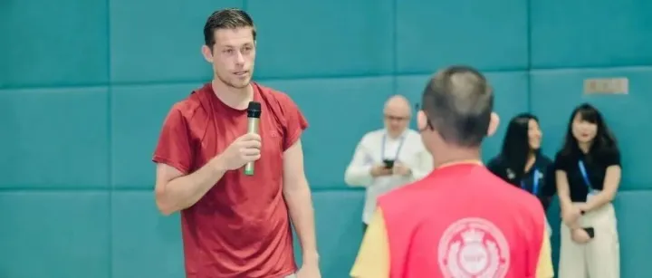 在真实世界练成【敢用、能用】的英语