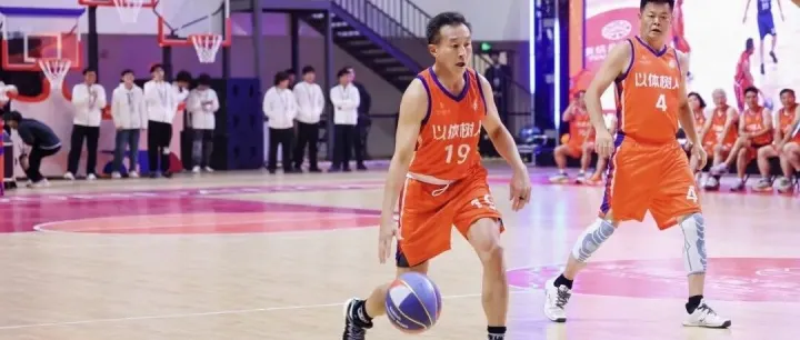 「19号」蔡崇信：野蛮其体魄