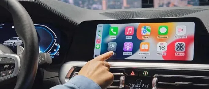 被一根数据线困住的 CarPlay 体验