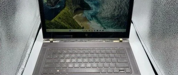 HP Spectre 超薄商务本 出售i7 + SSD 轻薄高端款