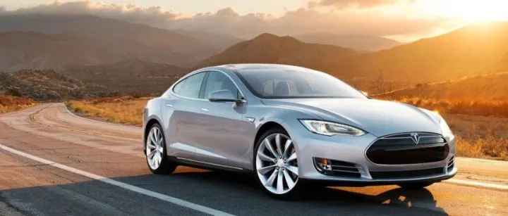 特斯拉将停止销售FSD，将仅以月度订阅形式提供