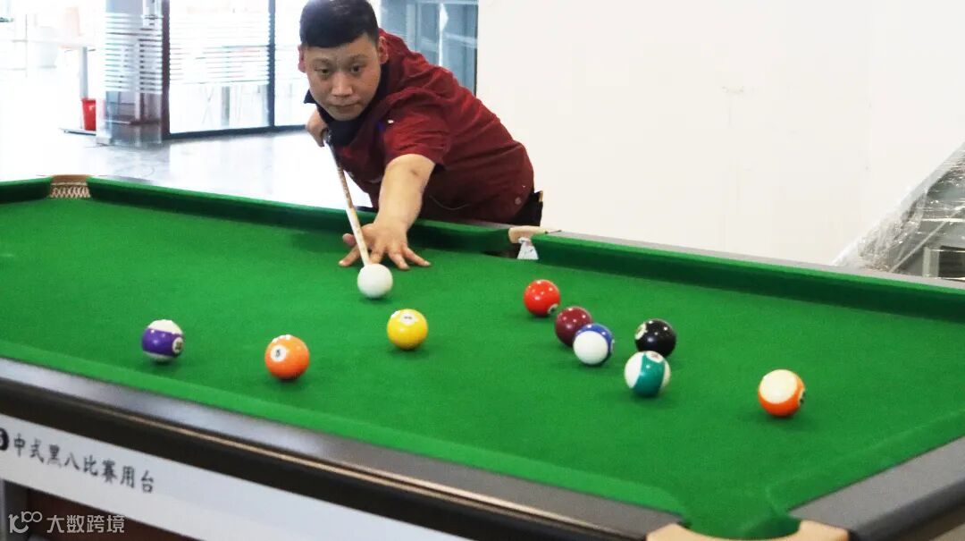台球2.jpg