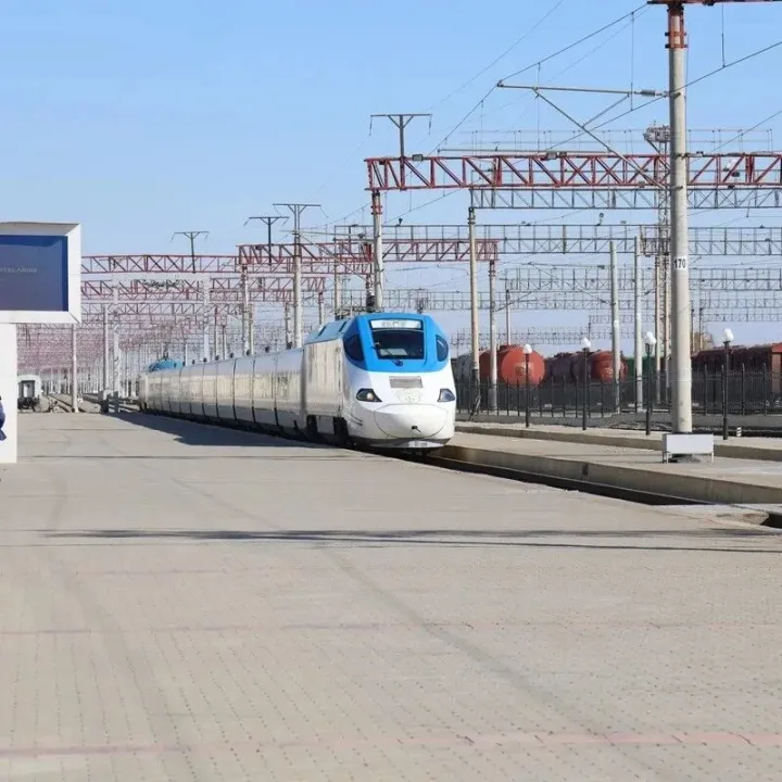 2月起乌兹别克斯坦动车高铁与快速列车票价上调 平均涨幅15%