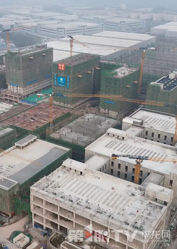 项目总建筑面积约39万平方米。第1眼TV-华龙网首席记者 李文科 摄