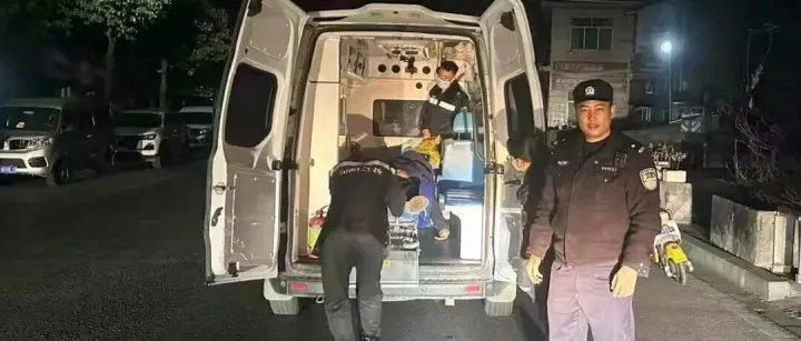 旬阳公安：巧借钥匙觅车主，民警 “以车找人” 寒夜救危