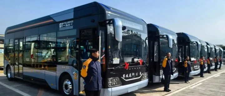 新年煥新！攀枝花公交新車、新線同步運(yùn)行，打造綠色出行新體驗(yàn)