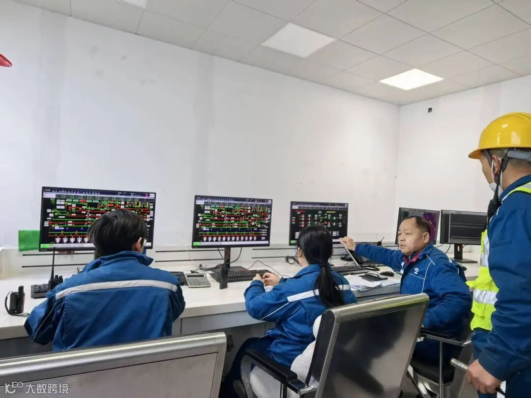 2、2025.12.30决胜时刻显担当,靠前指挥保成功-上饶项目 张元俊.jpg