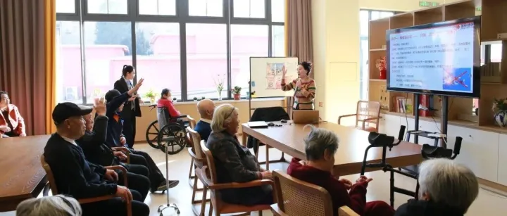 守護(hù)養(yǎng)老錢 幸福享晚年丨“銀齡課堂”反詐課為老年生活筑牢安全防線