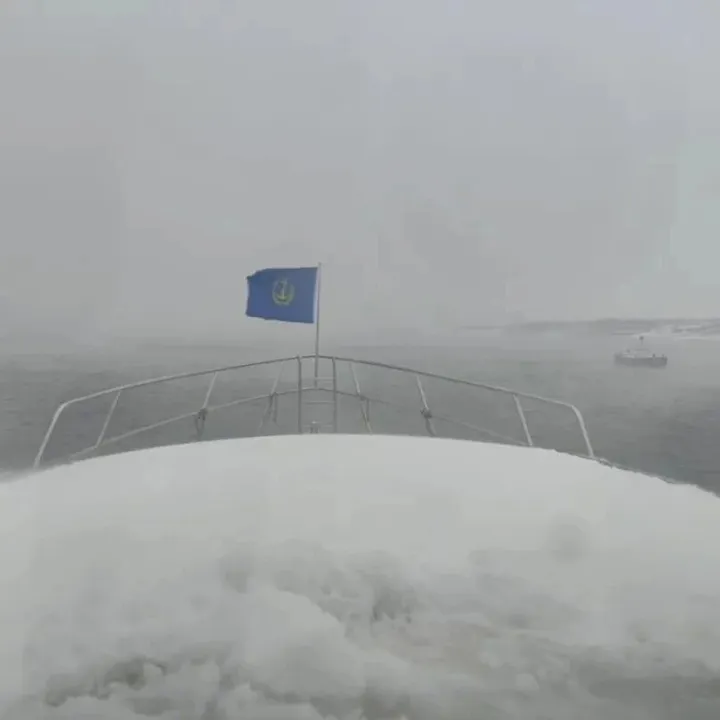 雾锁荆江莫闯险！这些航行安全底线绝不能碰