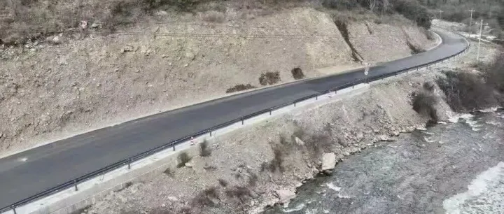 省道453日部至上壤塘段如期完成应急通行目标任务