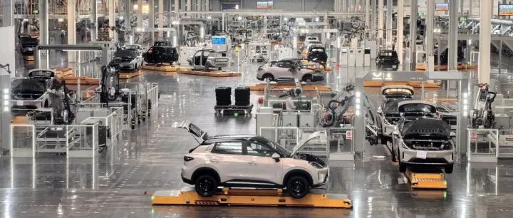 沃土之上，活力奔涌！廣西優(yōu)化營(yíng)商環(huán)境提振企業(yè)發(fā)展信心