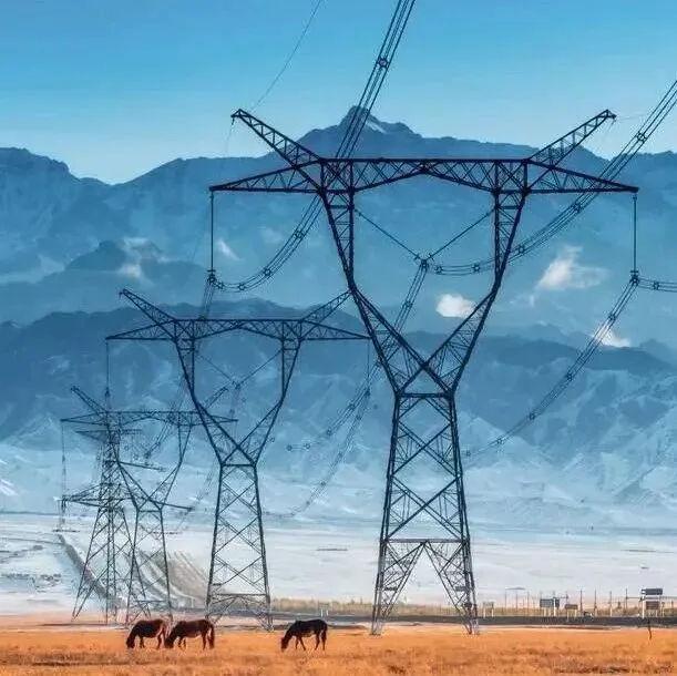 新疆打造发展“绿色底座”！新能源装机占比达64%