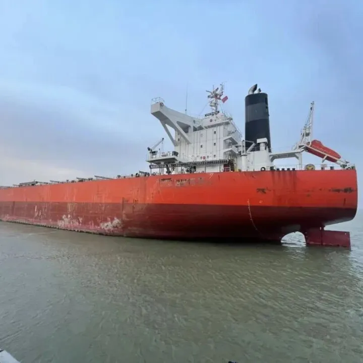 刷新靠泊紀錄 | 張家港外代護航電煤船高效抵港