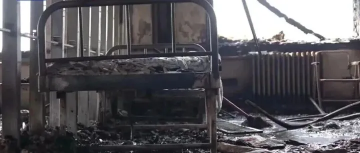 火警19分鐘無(wú)人響應(yīng)，一個(gè)插排短路致20人遇難！