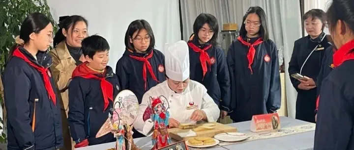 品早茶非遺匠心，傳紅色文化基因