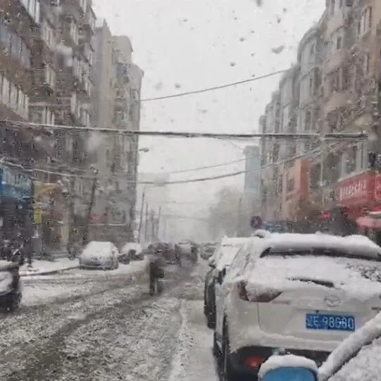 <em>六安</em>將迎大雪、暴雪！霍邱大雪來襲！最低-6℃……