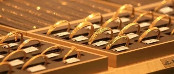 金價暴跌！原因找到了！