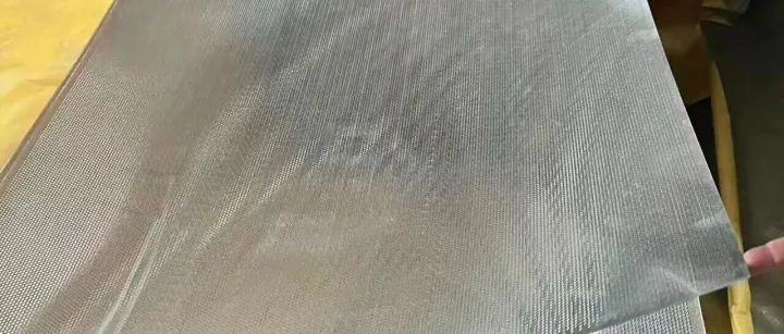 在肯尼亚彩板标签上“<em>26G</em>/0.4mm” 是什么意思