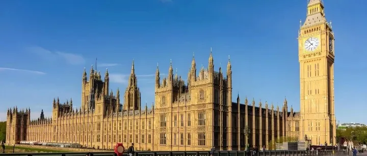 成本暴击！2月1日起，注册英国公司多花一倍钱！