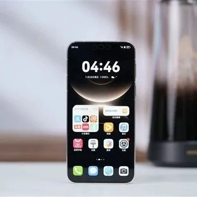 华为Mate 90系列首曝！率先商用新一代技术 国产自主可控