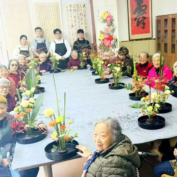 合肥大雪紛飛，這里的冬天暖過(guò)春天！看靜安養(yǎng)親苑長(zhǎng)輩的暖冬逸趣