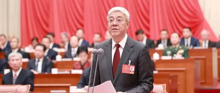 尹弘在江西省第十四屆人民代表大會(huì)第四次會(huì)議閉幕會(huì)上的講話