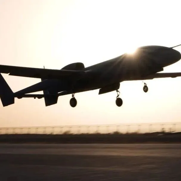 纵横股份吨级无人机 “云龙 - <em>1P</em>” 首飞成功