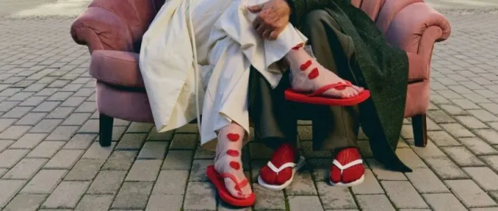 情人節(jié)人字拖賣爆？來看教科書級的選品營銷破局思路