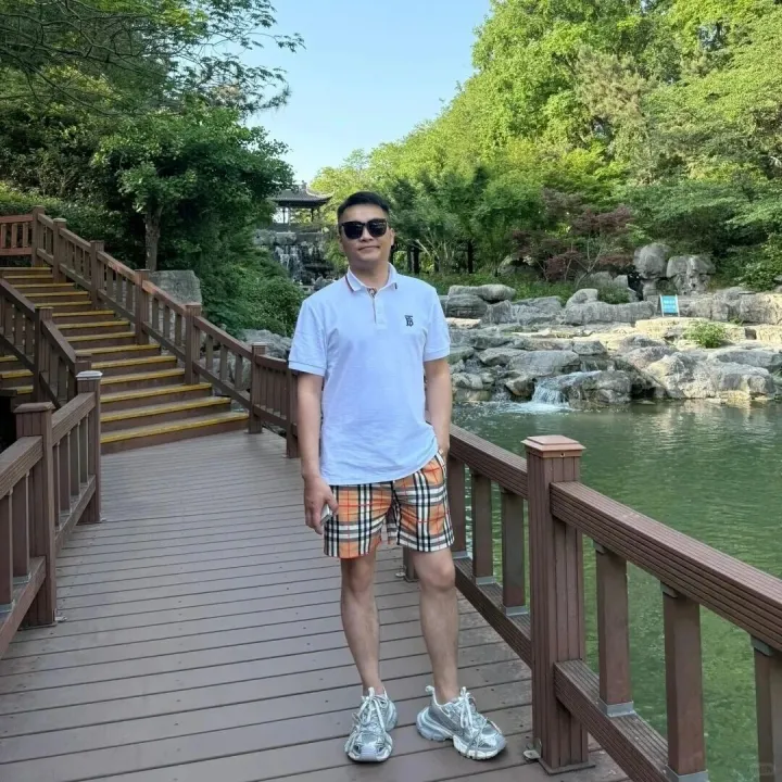 金融小哥，月收3W，上饶37岁未婚男！