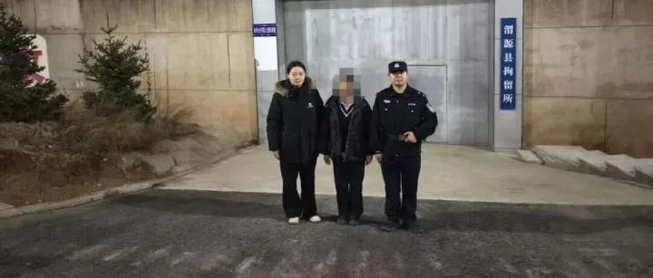 甘肃一女子酒后滋事还阻碍执法，被拘15日！