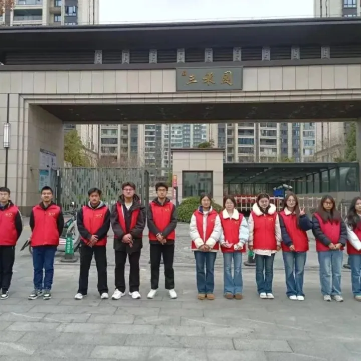 铅山青年：烟花爆竹禁燃限放我来讲