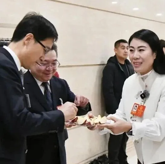 <em>天水</em>“好味道”亮相省兩會(huì)